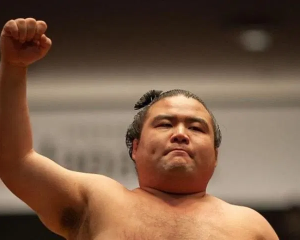 Coronavirus: Japanese sumo wrestler dies at 28