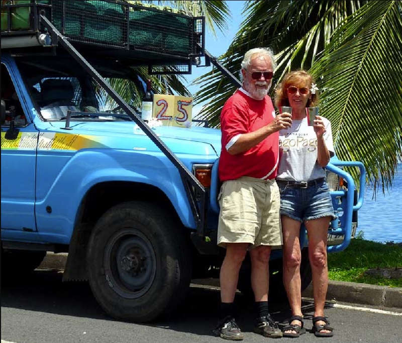 Emil and Lilian celebrating 25 years on the road 